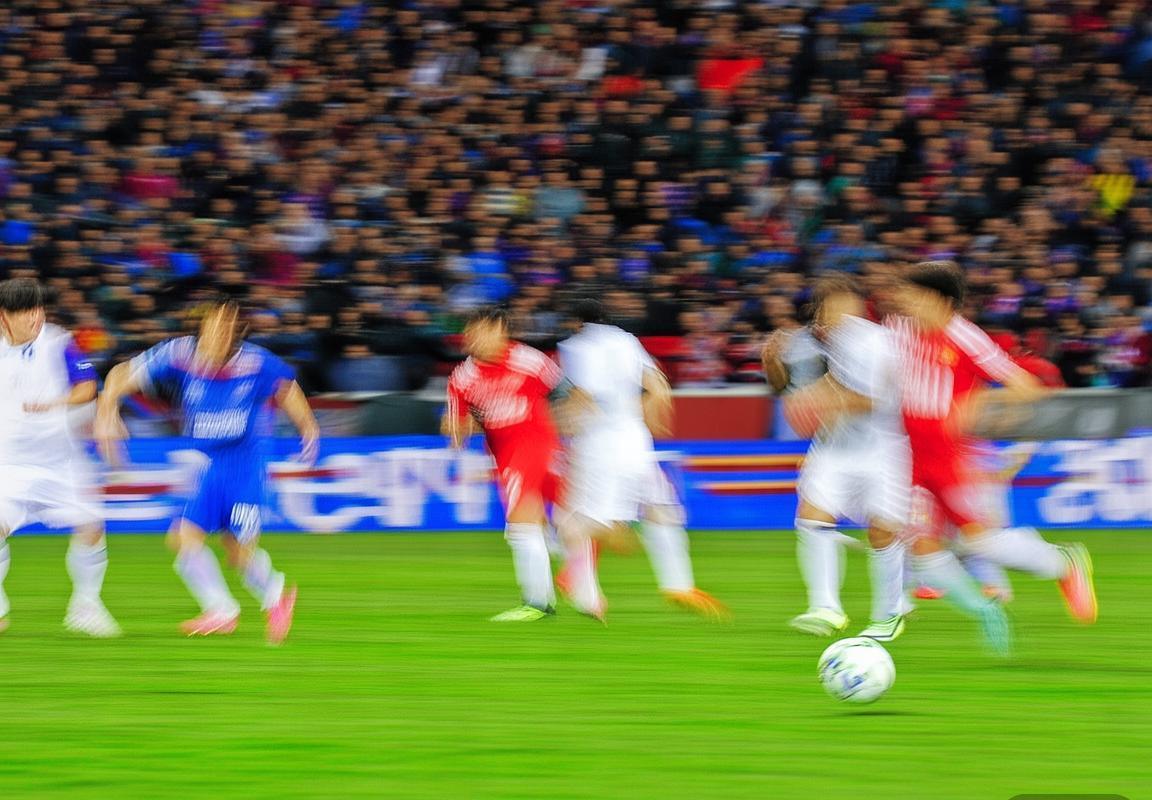 申花对鲁能战况回顾：胜负关键转折盘点(图2)